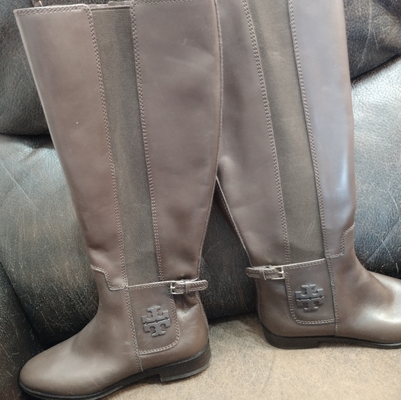 Tory Burch Tall Riding Boots Brown Leather Side Zip Accent Buckle Logo Size 5.5m - Picture 9 of 12